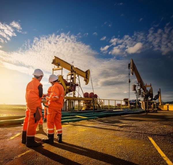 Firefly-oil-and-gas-training-61034-1568×1568 Firefly-oil-and-gas-training-61034-1568x1568